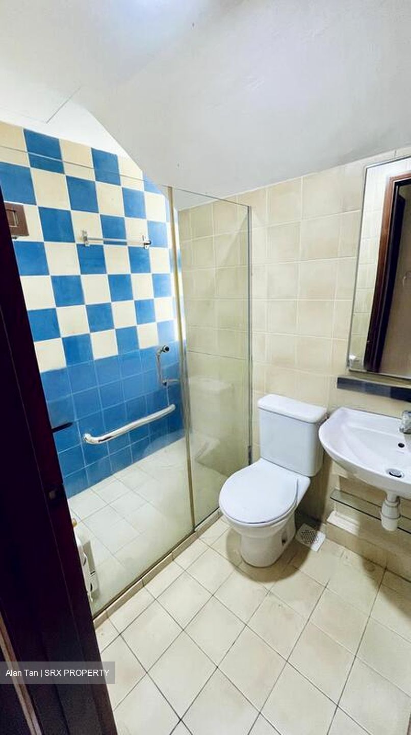 Forest Hills Condominium (D26), Condominium #568882021